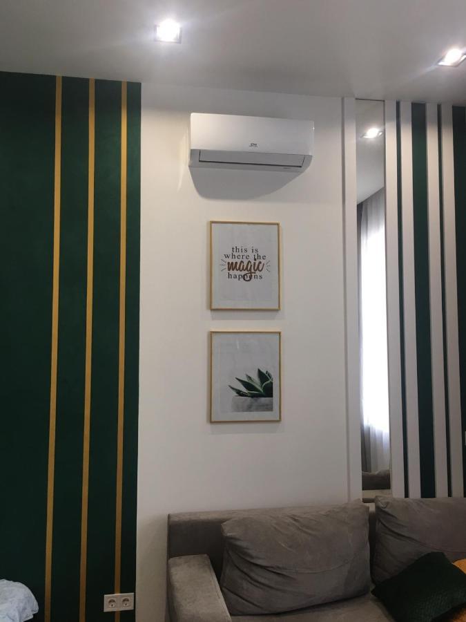 Emerald Lux Apartment. LiveinLemberg Exterior foto